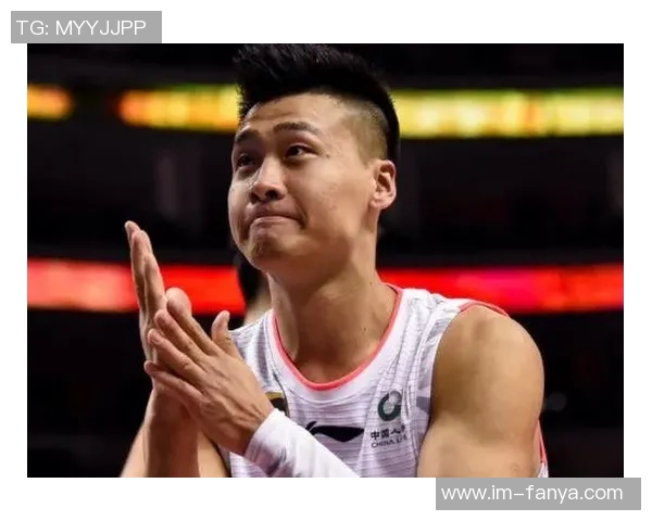 女篮巨星克鲁克斯连续五场超30分表现惊艳场均得分高达366分