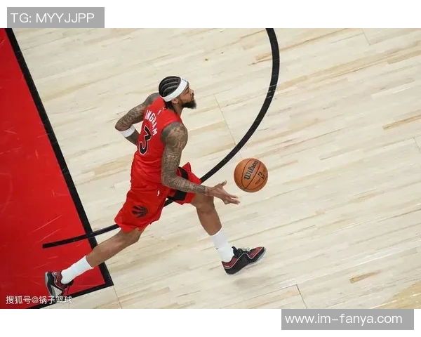 锡安：上半场前场篮板被太阳压制细节差异影响比赛结果