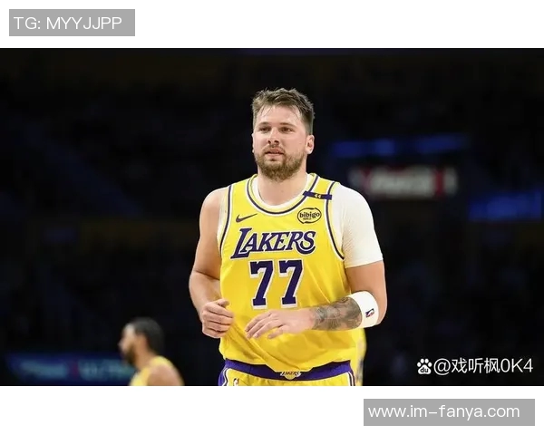 詹姆斯争夺得分王难度加大考辛斯直言东契奇分球太少