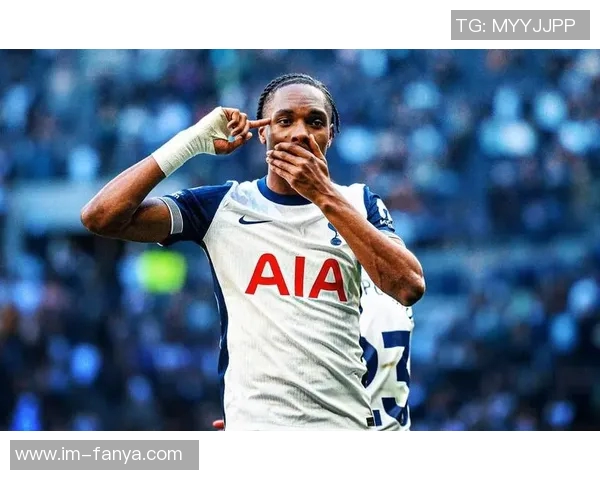 罗马诺透露布伦南或冬窗离队热刺面临水晶宫与伯恩茅斯询问